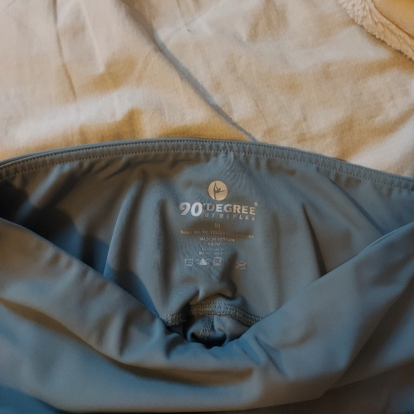 leggings - Picture 2 of 3